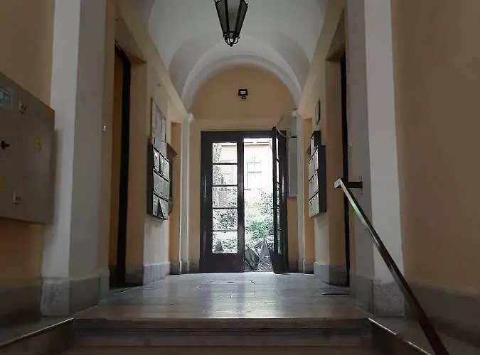 Design In The Center With Ac Apartman